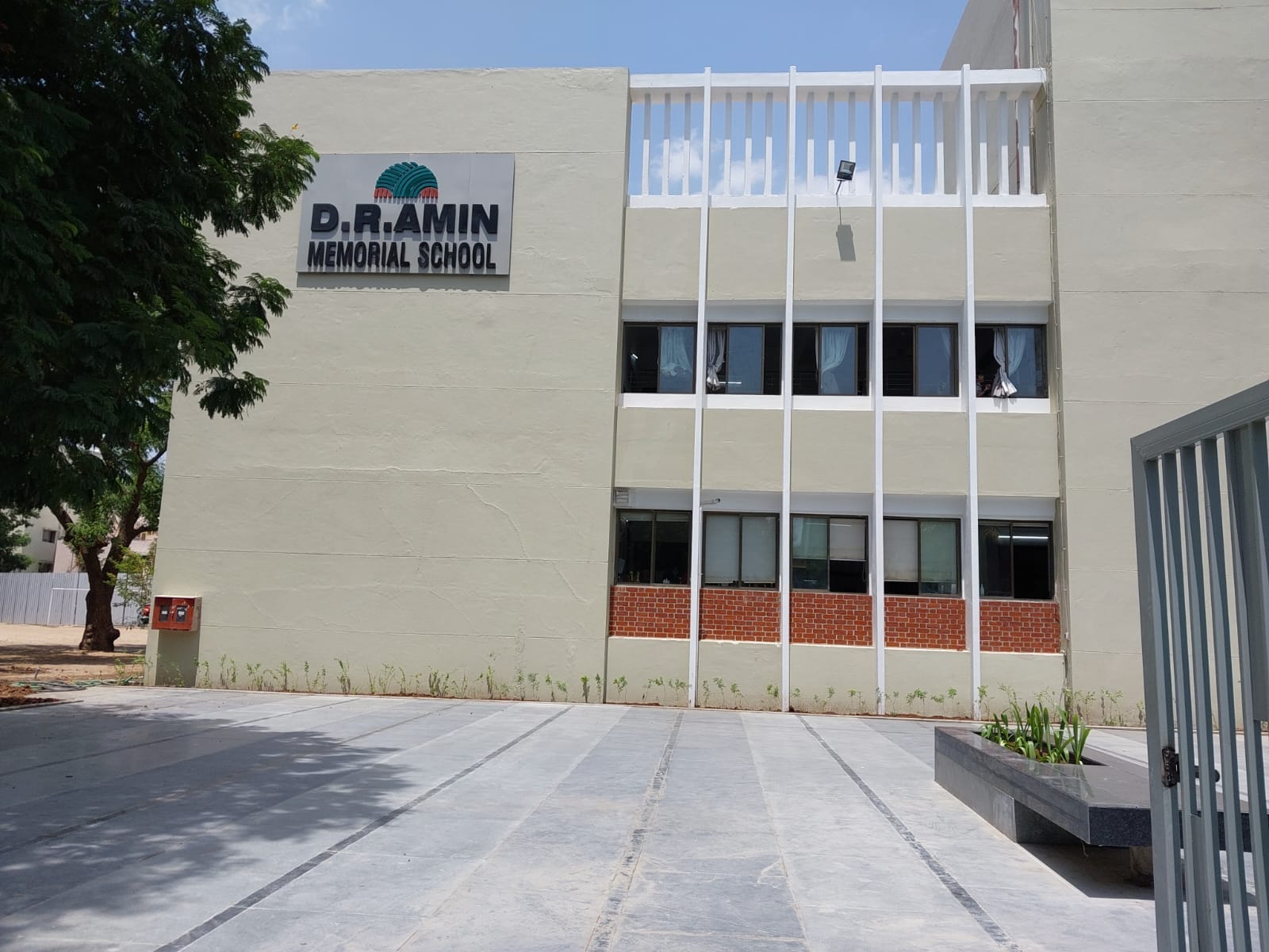 D. R. Amin Memorial School