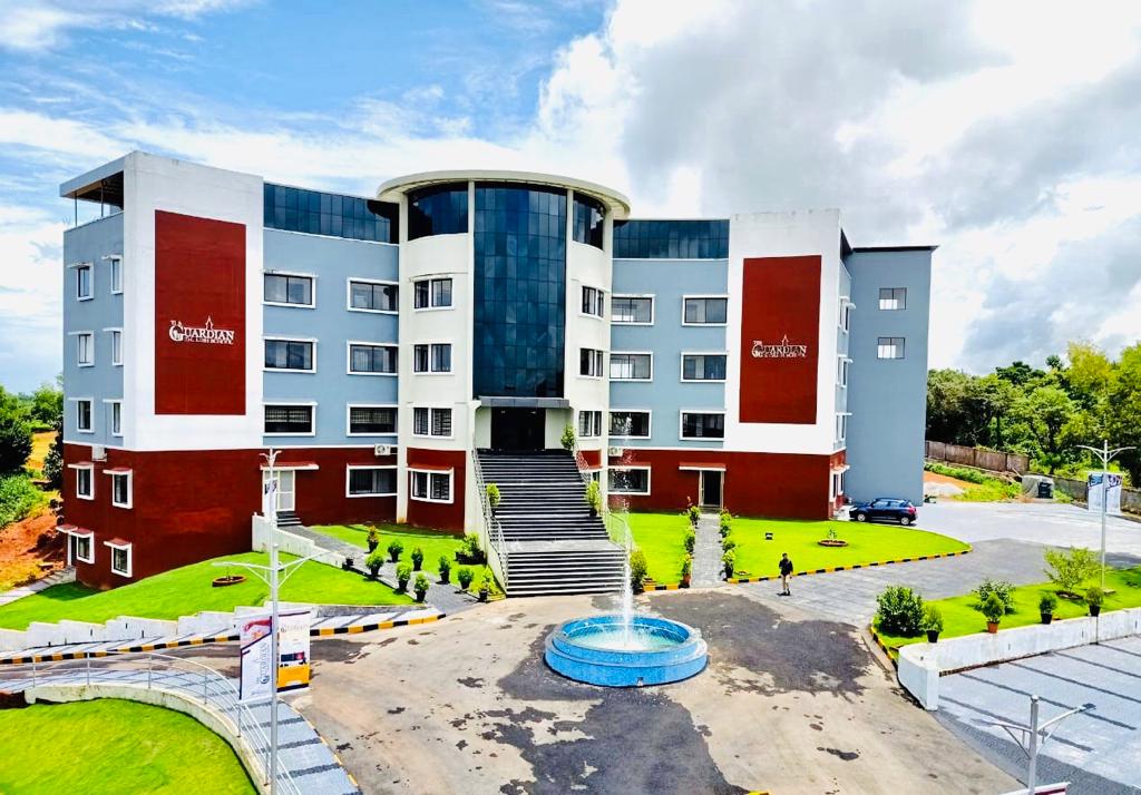 The Guardian English School